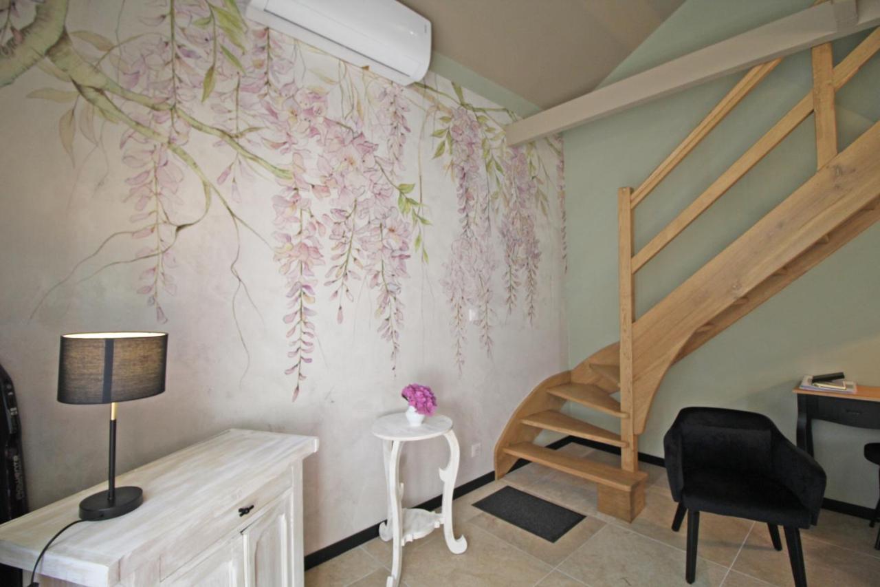 La Petite Charmille Holiday home Chateauponsac